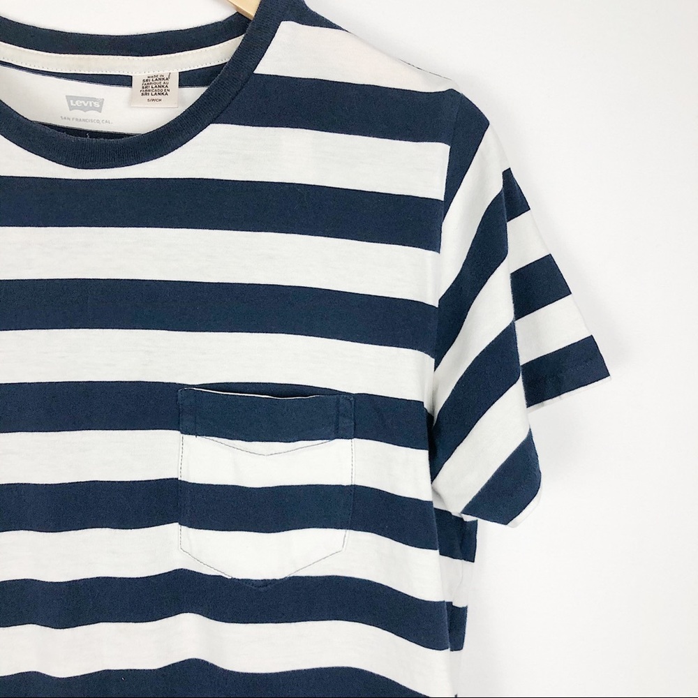 Levi’s navy and white striped front pocket shirt - Picture 5 of 5